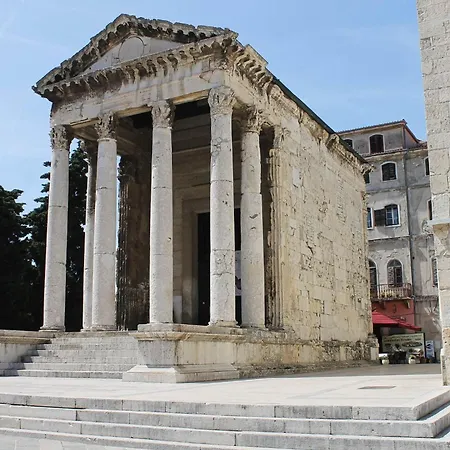 Kaiserwald Πούλα